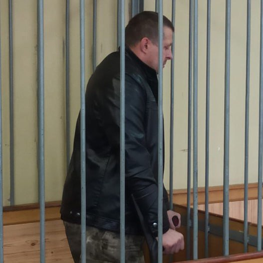 Мужчину, пытавшегося провезти гранату в свердловскую колонию, арестовали на два месяца