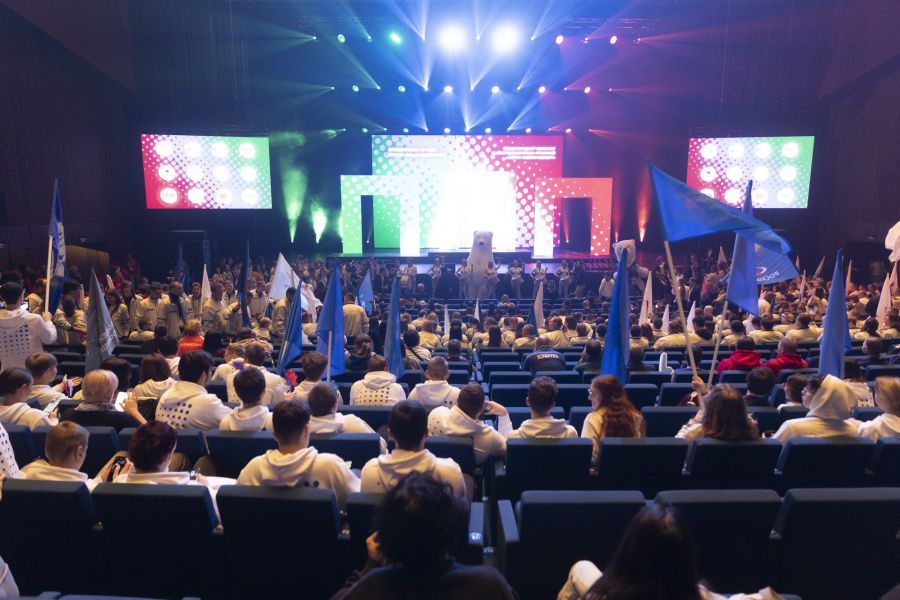 Свердловчане завоевали 11 медалей международного чемпионата «Хайтек: навыки будущего» Свердловчане завоевали 11 медалей международного чемпионата «Хайтек: навыки будущего»