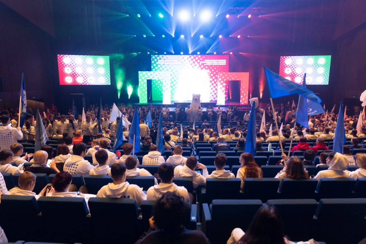 Свердловчане завоевали 11 медалей Международного чемпионата «Хайтек: навыки будущего» Свердловчане завоевали 11 медалей Международного чемпионата «Хайтек: навыки будущего»