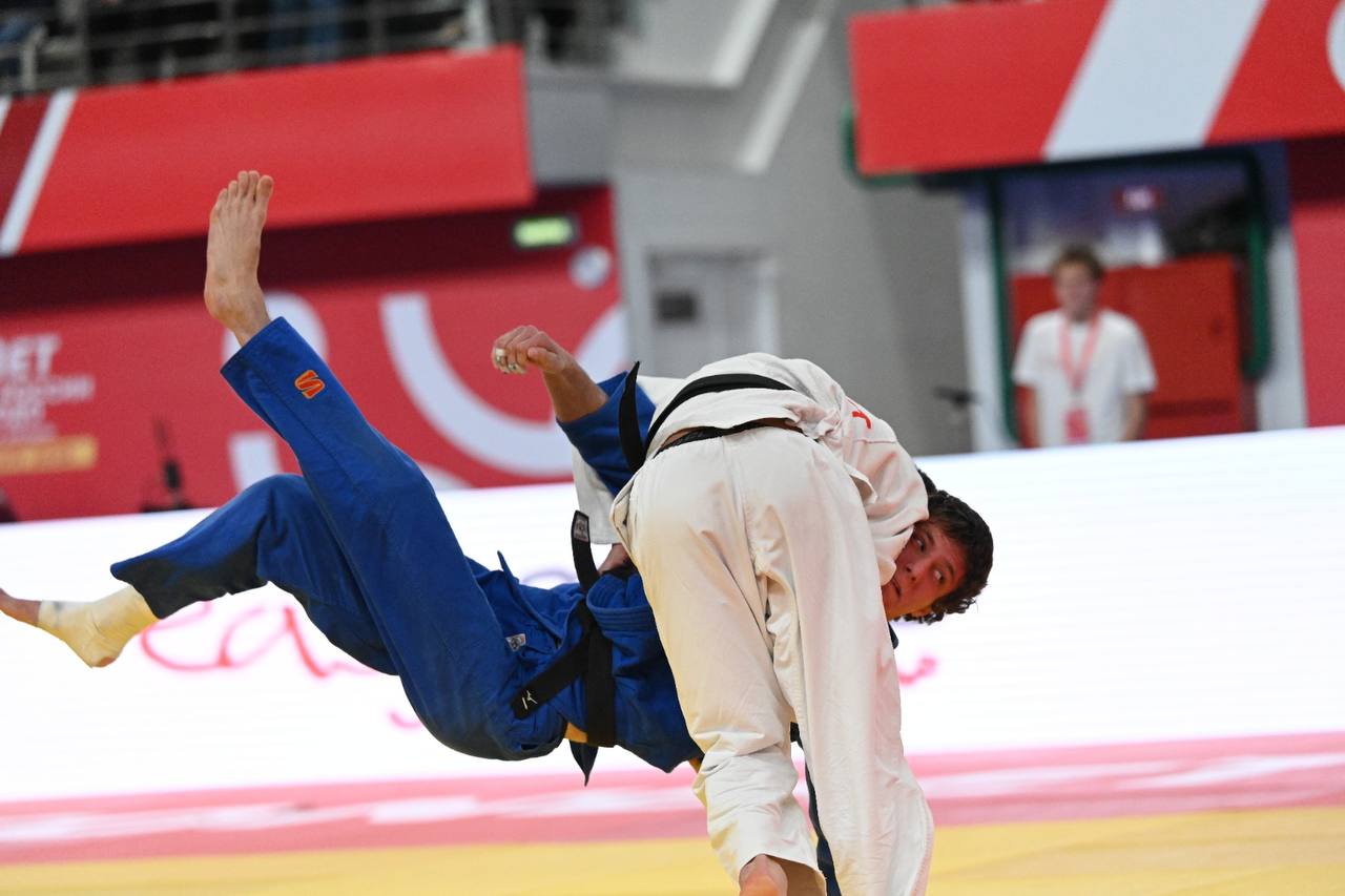 Денис Паслер поздравил спортсменов и тренеров с Всероссийским днём самбо Денис Паслер поздравил спортсменов и тренеров с Всероссийским днём самбо