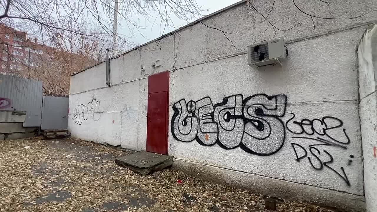 Полицейские закрыли сразу два салона по оказанию интим-услуг