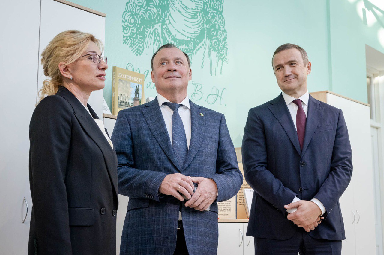 Алексей Орлов: Накануне празднования исторического Дня города в гимназии № 9 открыли современный информационно-библиотечный центр Алексей Орлов: Накануне празднования исторического Дня города в гимназии № 9 открыли современный информационно-библиотечный центр