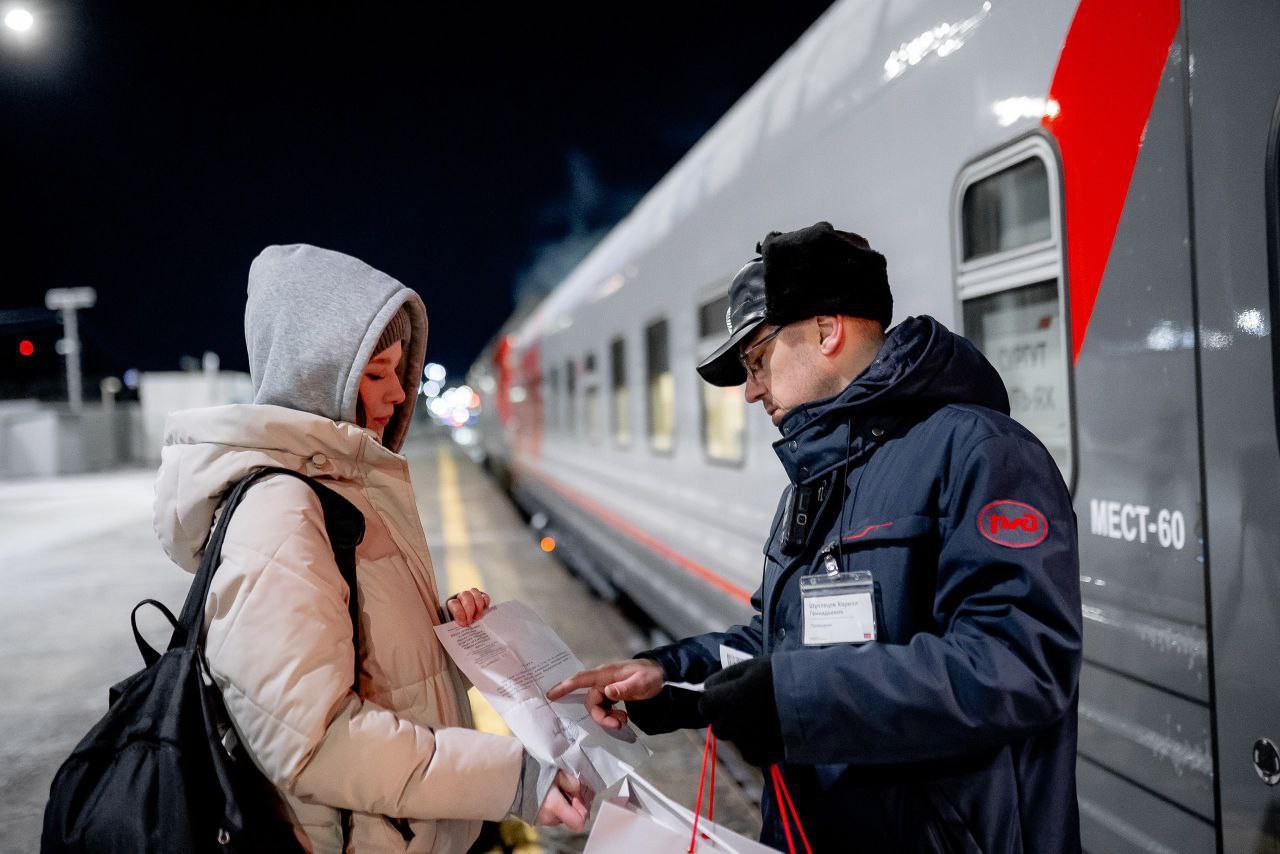 В пригородном поезде Сургут – Куть-Ях появились новые вагоны
