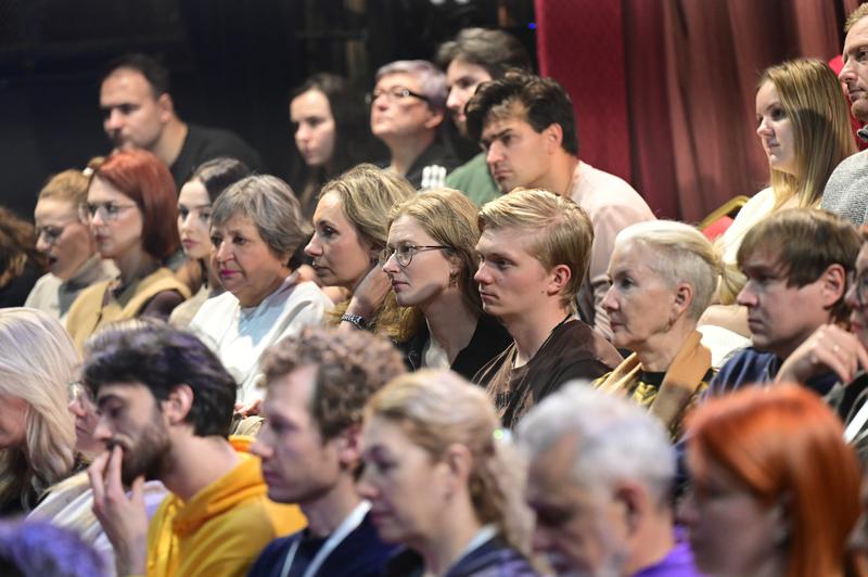 Среди многочисленных театральных фестивалей России «Луч» по определению родился как эксклюзив: это фестиваль театров из атомных городов Среди многочисленных театральных фестивалей России «Луч» по определению родился как эксклюзив: это фестиваль театров из атомных городов