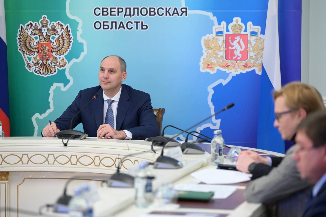 Денис Паслер в режиме видеоконференции провёл личный приём граждан Денис Паслер в режиме видеоконференции провёл личный приём граждан