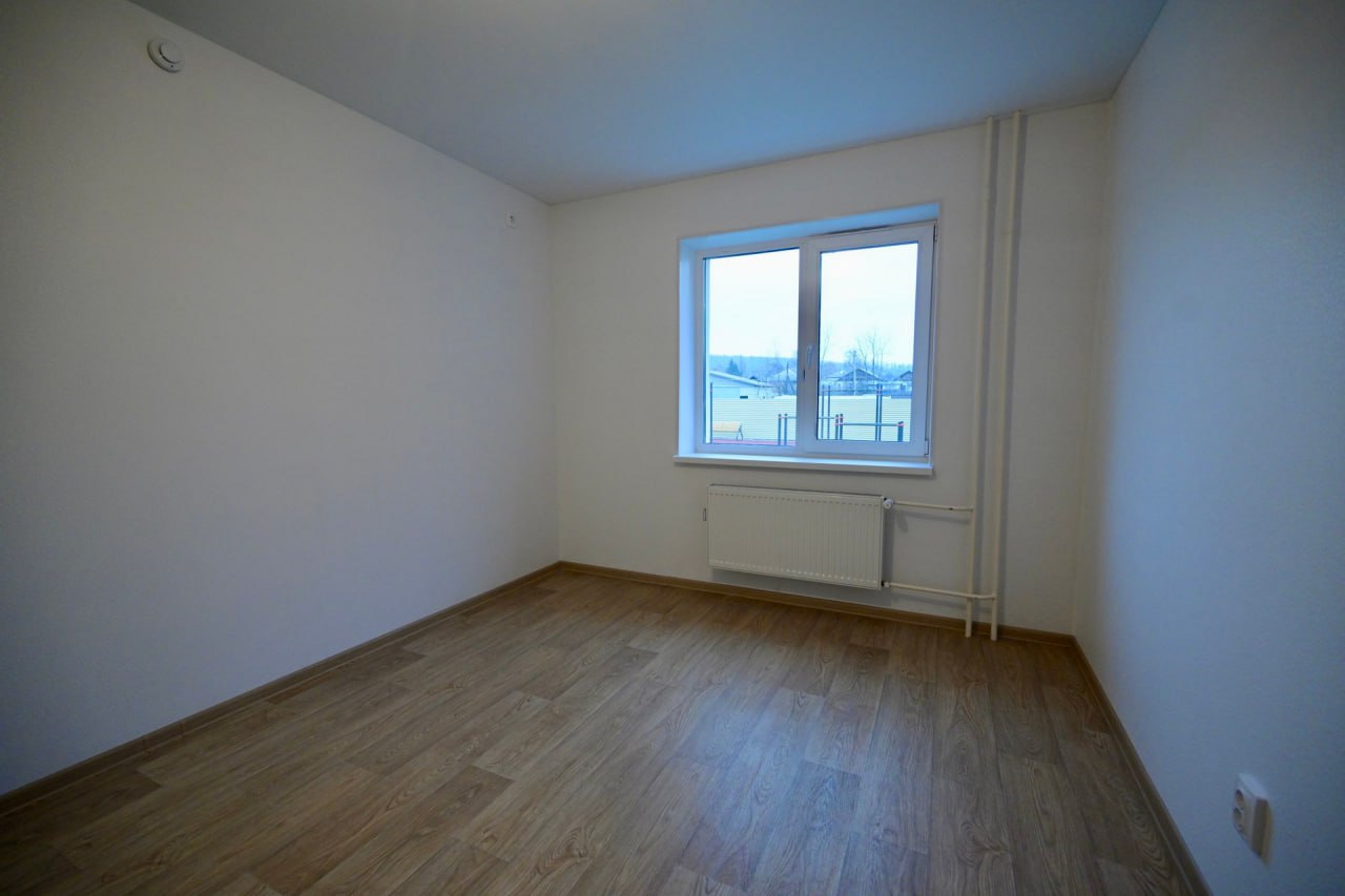 Денис Паслер вручил ключи детям-сиротам в Красноуфимске Денис Паслер вручил ключи детям-сиротам в Красноуфимске