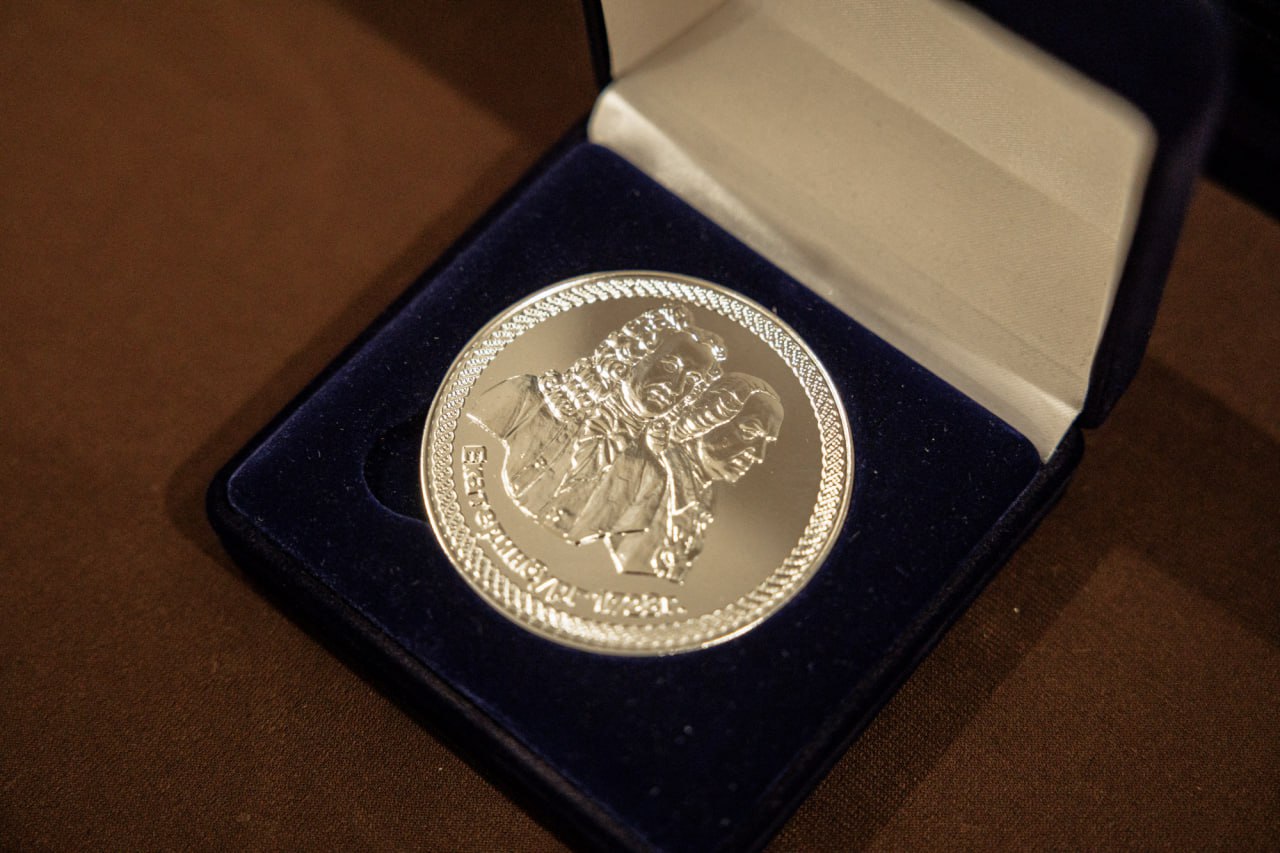 Начальник Главного управления МЧС России по Свердловской области Виктор Теряев удостоен премии имени Василия Татищева и Вильгельма де Геннина! Начальник Главного управления МЧС России по Свердловской области Виктор Теряев удостоен премии имени Василия Татищева и Вильгельма де Геннина!