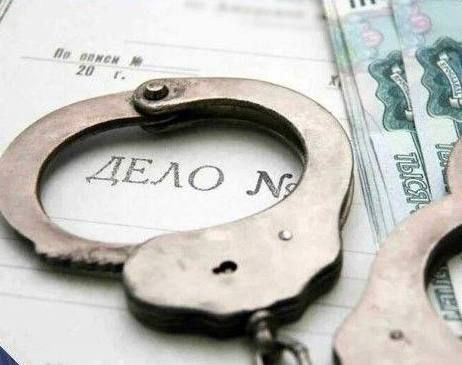 Перед судом предстанет бывший старший инспектор ДПС, обвиняемый в получении взятки и злоупотреблении должностными полномочиями