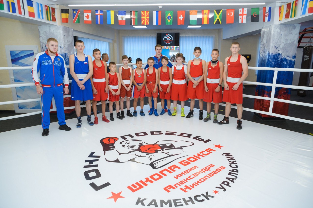 Денис Паслер сообщил о старте с 2026 года программы «Земский тренер» Денис Паслер сообщил о старте с 2026 года программы «Земский тренер»