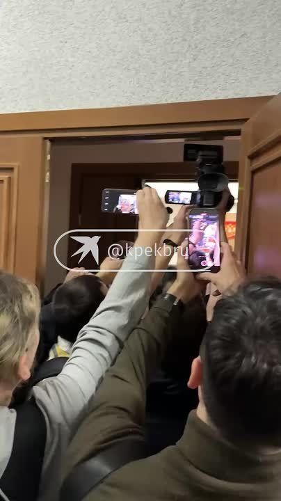 Мать Марселя Гасанова упала в обморок после приговора сыну