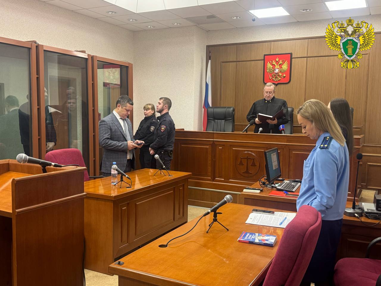 Вынесен приговор Марселю Гасанову за занятие высшего положения в преступной иерархии и совершение иных преступлений Вынесен приговор Марселю Гасанову за занятие высшего положения в преступной иерархии и совершение иных преступлений