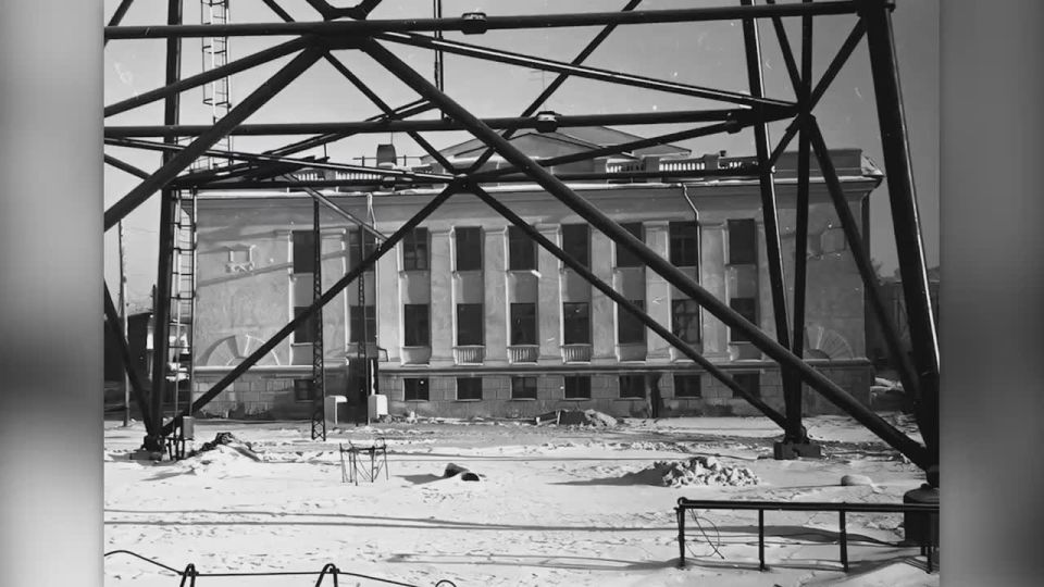 В юбилейный для нашей телерадиокомпании ноябрь мы подняли фотоархивы