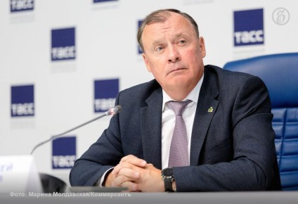 Свердловское региональное отделение «Единой России» выбрало кандидата на должность главы Екатеринбурга — им стал действующий мэр Алексей Орлов