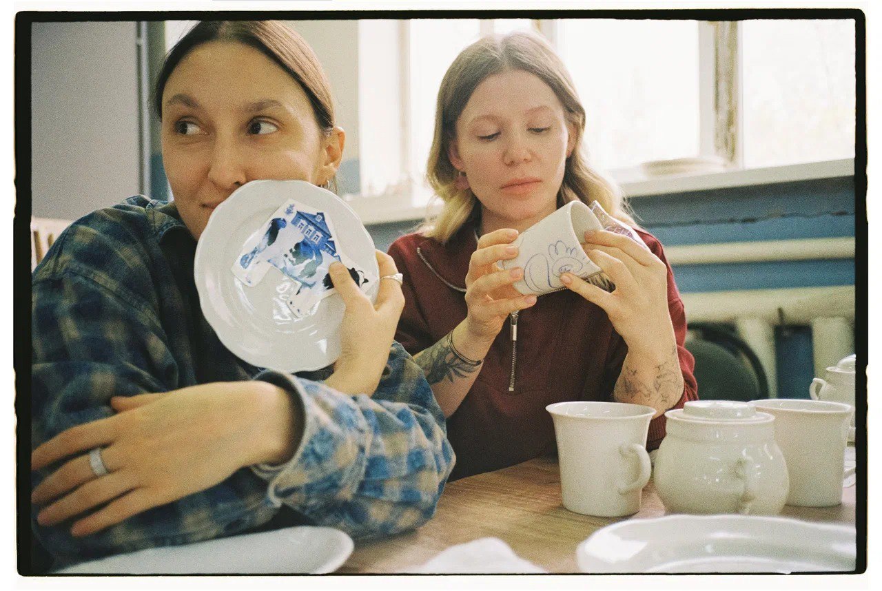 Четвертая творческая лаборатория проекта «Антихрупкость» прошла на Гжельском фарфоровом заводе в сентябре Четвертая творческая лаборатория проекта «Антихрупкость» прошла на Гжельском фарфоровом заводе в сентябре