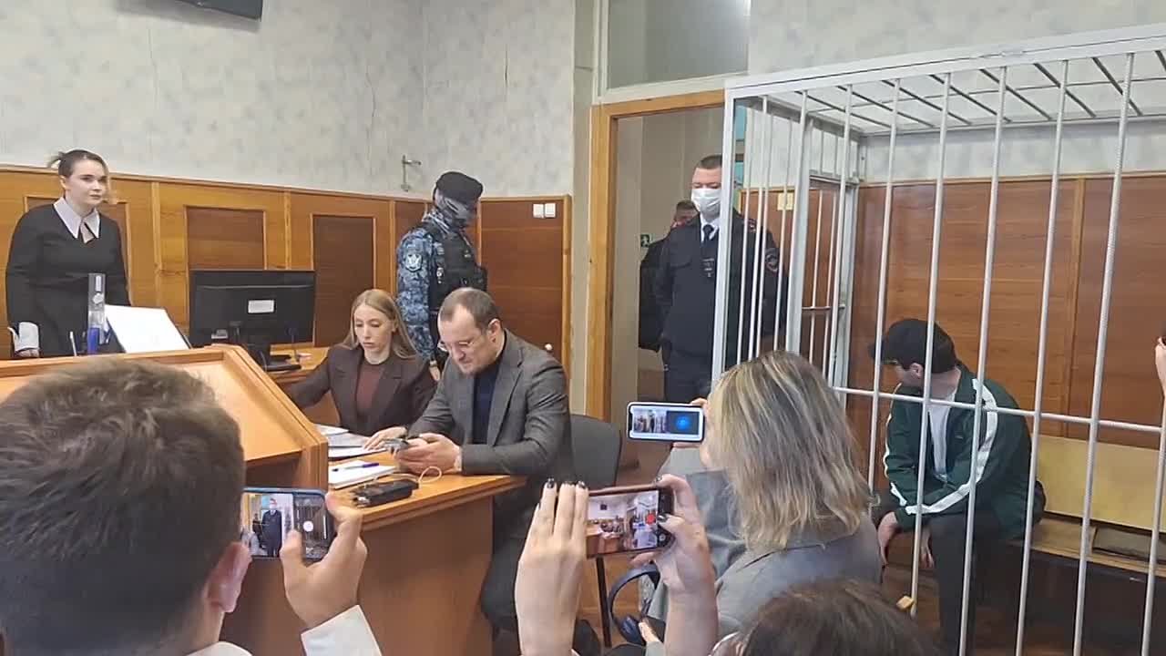 В Екатеринбурге продолжается судебный процесс над редактором Ura