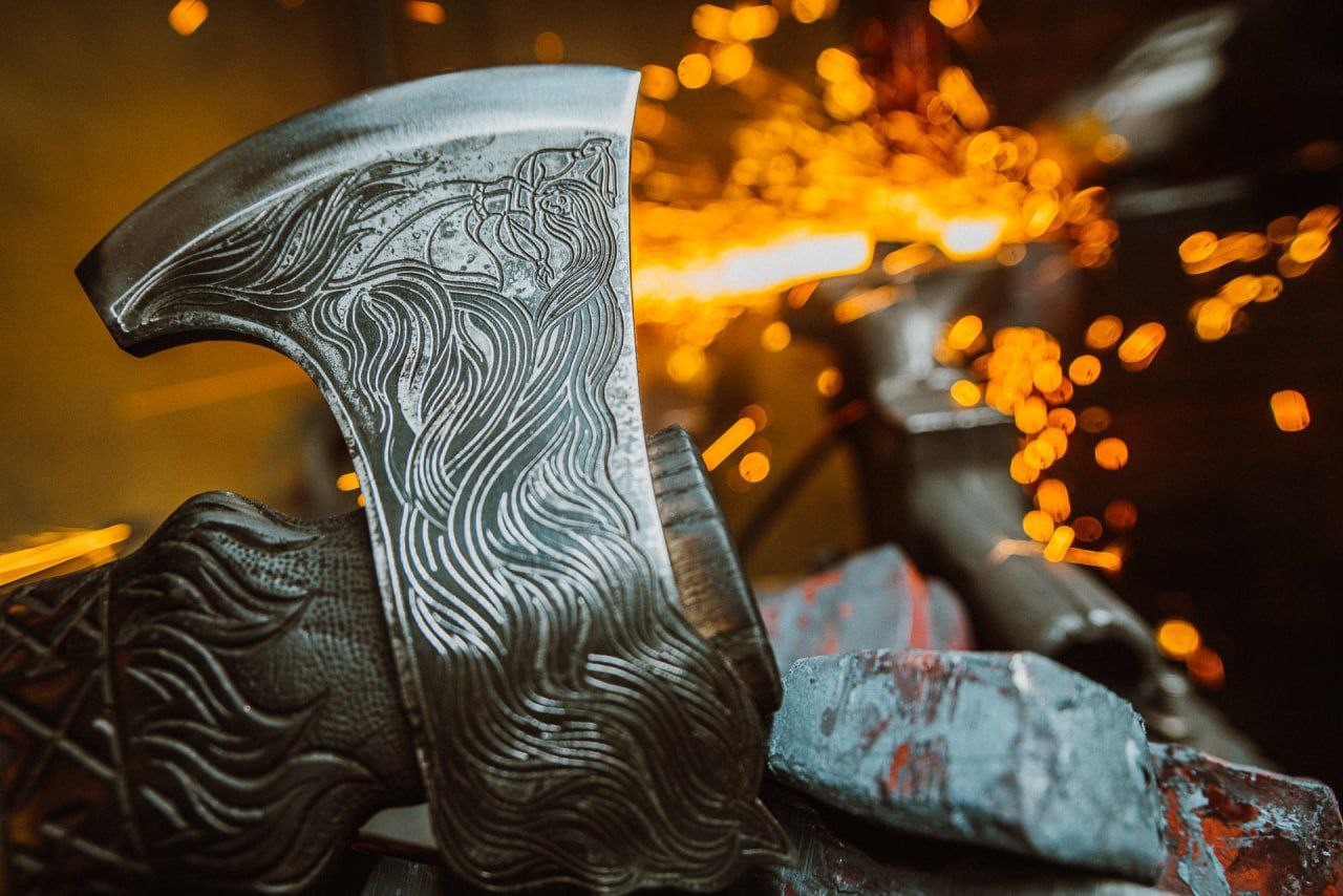 В Екатеринбурге создали серию из пяти инструментов по мотивам сказов Бажова В Екатеринбурге создали серию из пяти инструментов по мотивам сказов Бажова