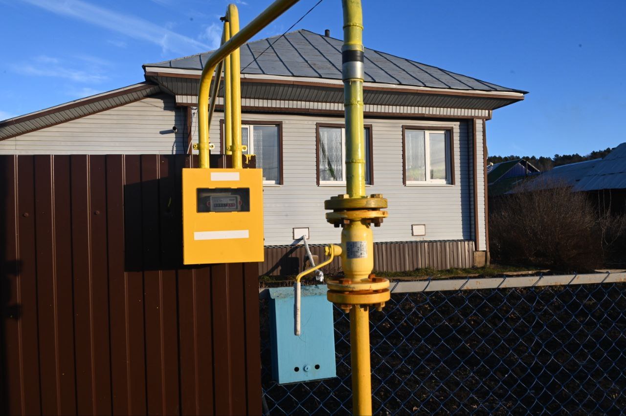 Новый газопровод запущен в эксплуатацию в Урмикеево по поручению Дениса Паслера Новый газопровод запущен в эксплуатацию в Урмикеево по поручению Дениса Паслера