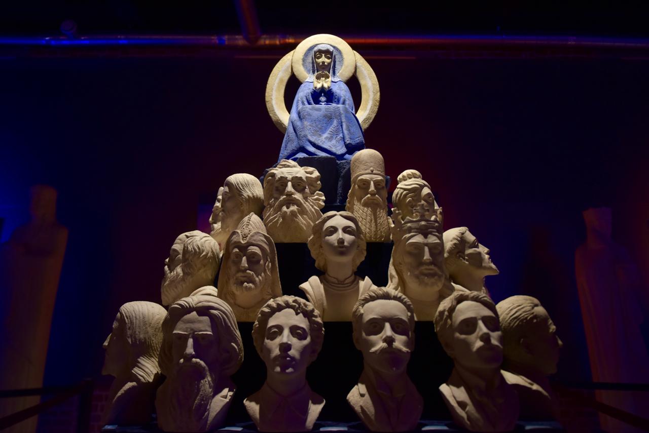 Международный центр искусств «Главный проспект» сегодня открыл три выставочных проекта, объединенных между собой именем и философией художника Николая Рериха Международный центр искусств «Главный проспект» сегодня открыл три выставочных проекта, объединенных между собой именем и философией художника Николая Рериха