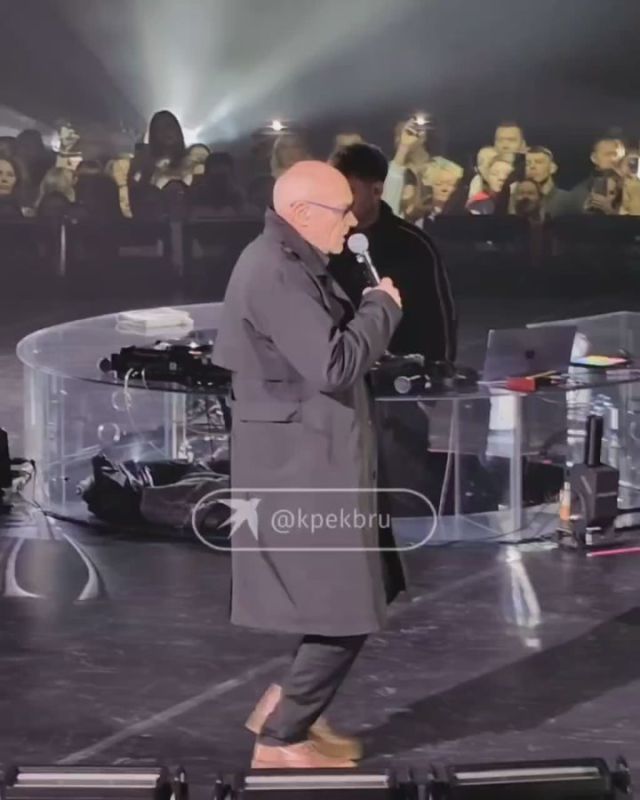 Niletto спел вместе с папой на концерте в Екатеринбурге