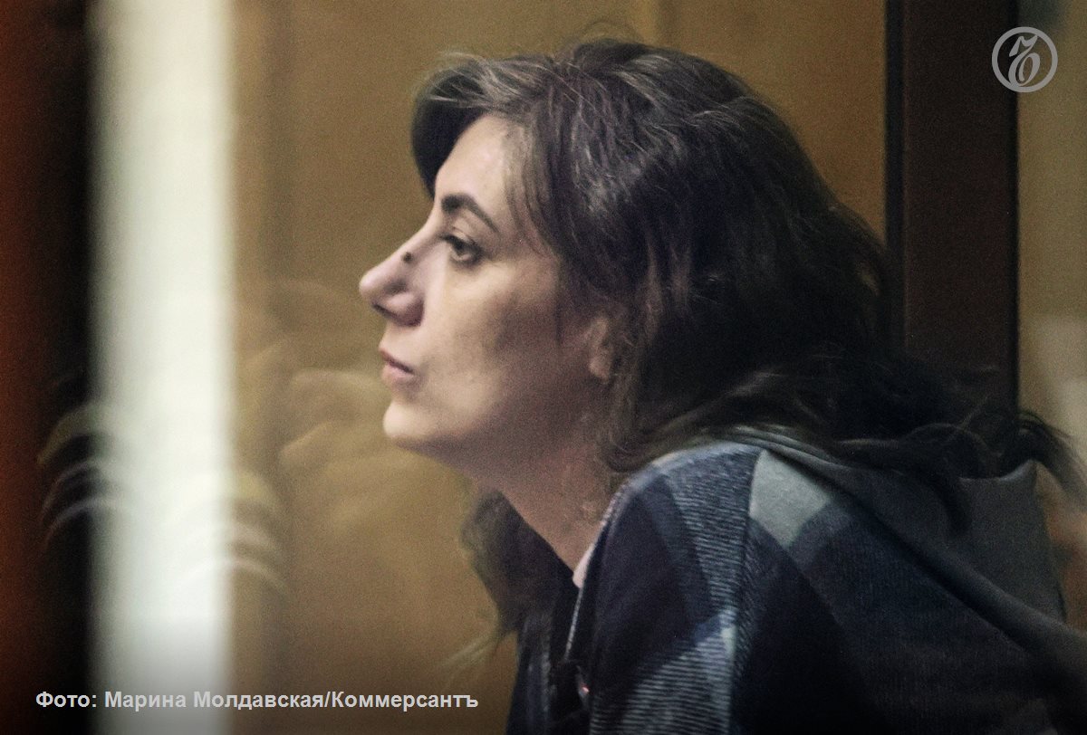 Второй апелляционный суд общей юрисдикции (Санкт-Петербург) оставил без изменения решение Свердловского облсуда, приговорившего Веронику Наумову к 24 годам колонии общего режима, а ее племянника Даниила Егольникова к пяти...