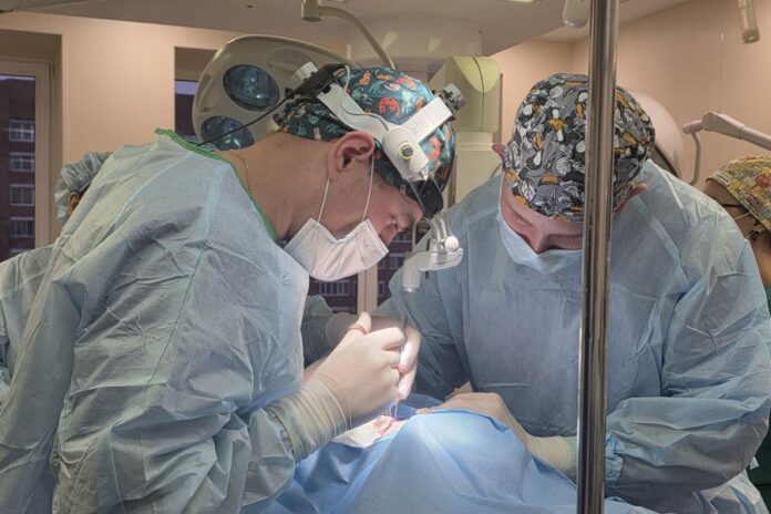 Нейрохирурги ОДКБ применили инновационный метод лечения эпилепсии