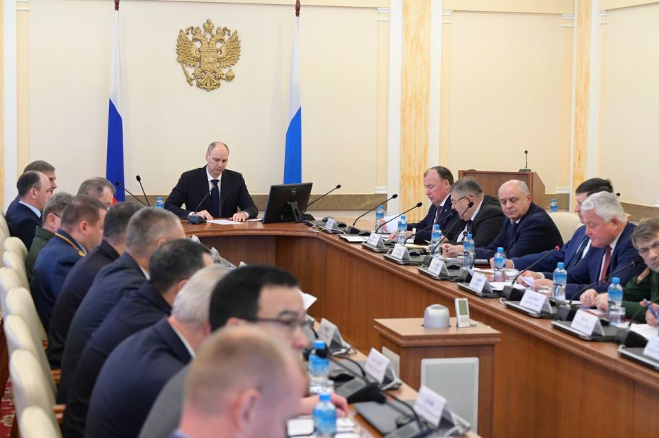Денис Паслер поставил задачу повысить антитеррористическую защищённость критически важных объектов Свердловской области