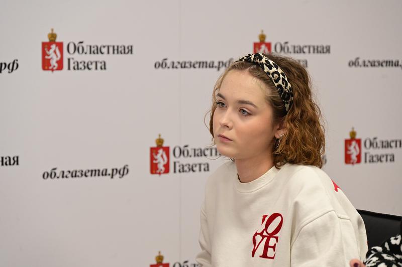 Сегодня в редакции «Областной газеты» прошла встреча с директором Департамента молодежной политики Свердловской области Денисом Протасовым Сегодня в редакции «Областной газеты» прошла встреча с директором Департамента молодежной политики Свердловской области Денисом Протасовым