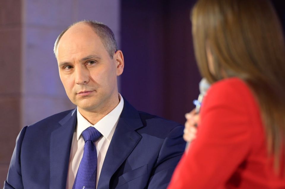 Денис Паслер рассказал о темпах капитального ремонта школ в регионе на ближайшую перспективу