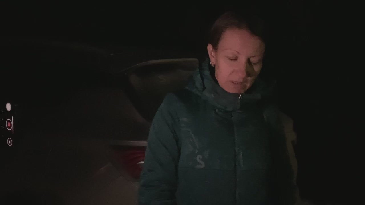 — Мне позвонили, сказали забрать ребенка, центр закрывают