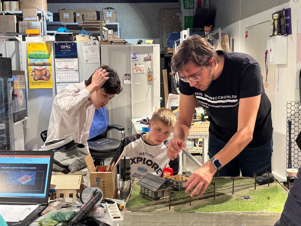 Денис Паслер присудил губернаторские премии свердловским педагогам дополнительного образования технической направленности Денис Паслер присудил губернаторские премии свердловским педагогам дополнительного образования технической направленности