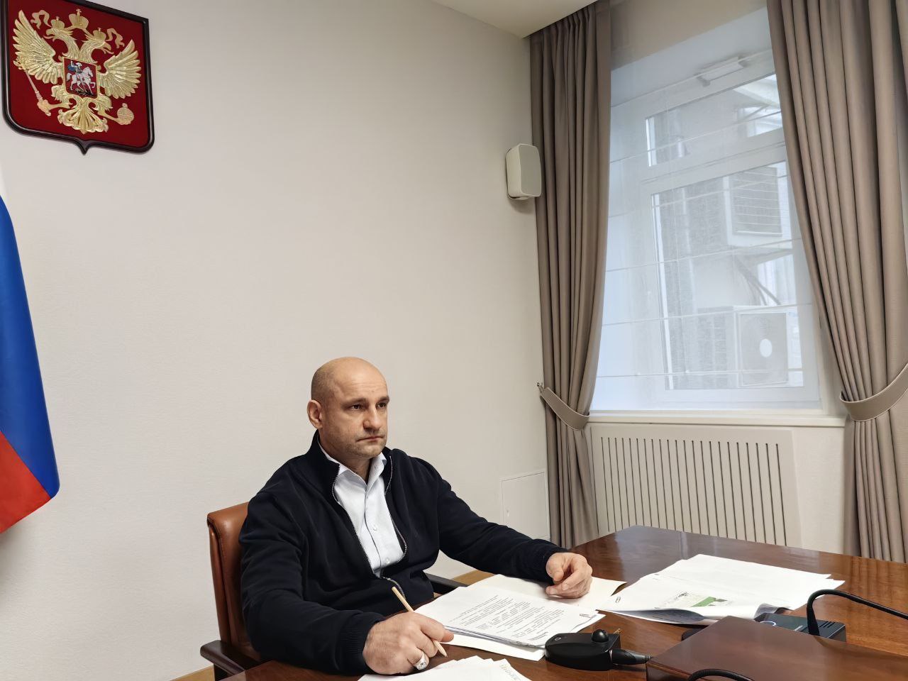 Артём Жога: По видеосвязи пообщался с жителями Уральского федерального округа во время личного приёма