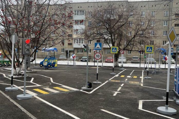 Автогородок, корт и детская площадка появились по просьбе жителей в Свердловской области