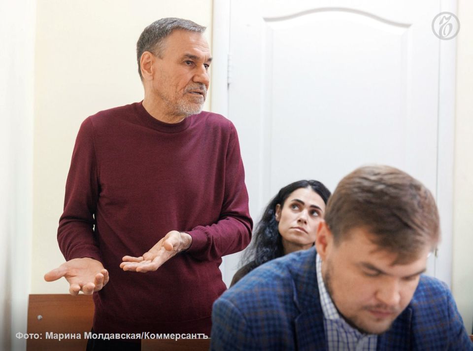 В Арбитражный суд Свердловской области поступил иск ООО «Вагран» к бывшему владельцу и экс-депутату Госдумы Малику Гайсину с требованиями о взыскании 42,9 млн руб