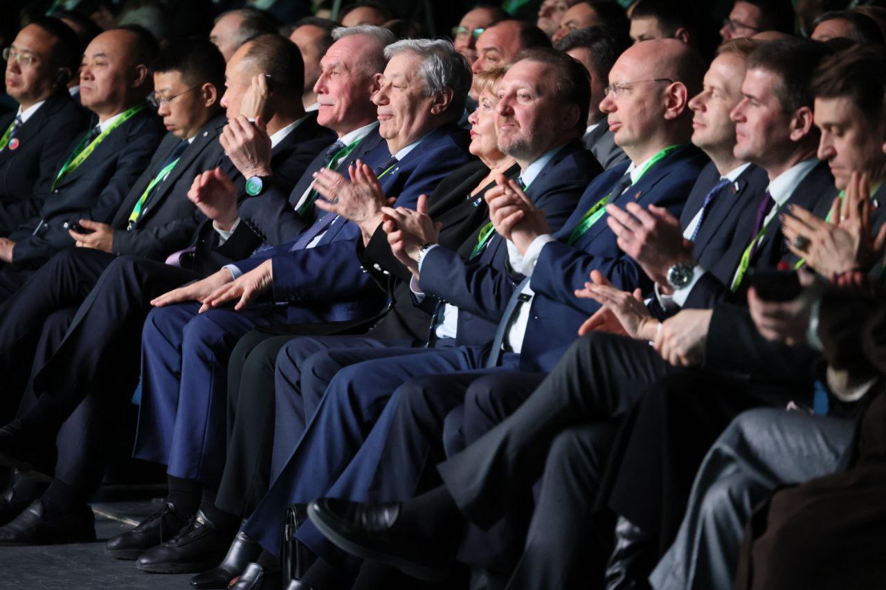 Артём Жога: В Екатеринбурге проходит форум "Города России" Артём Жога: В Екатеринбурге проходит форум "Города России"