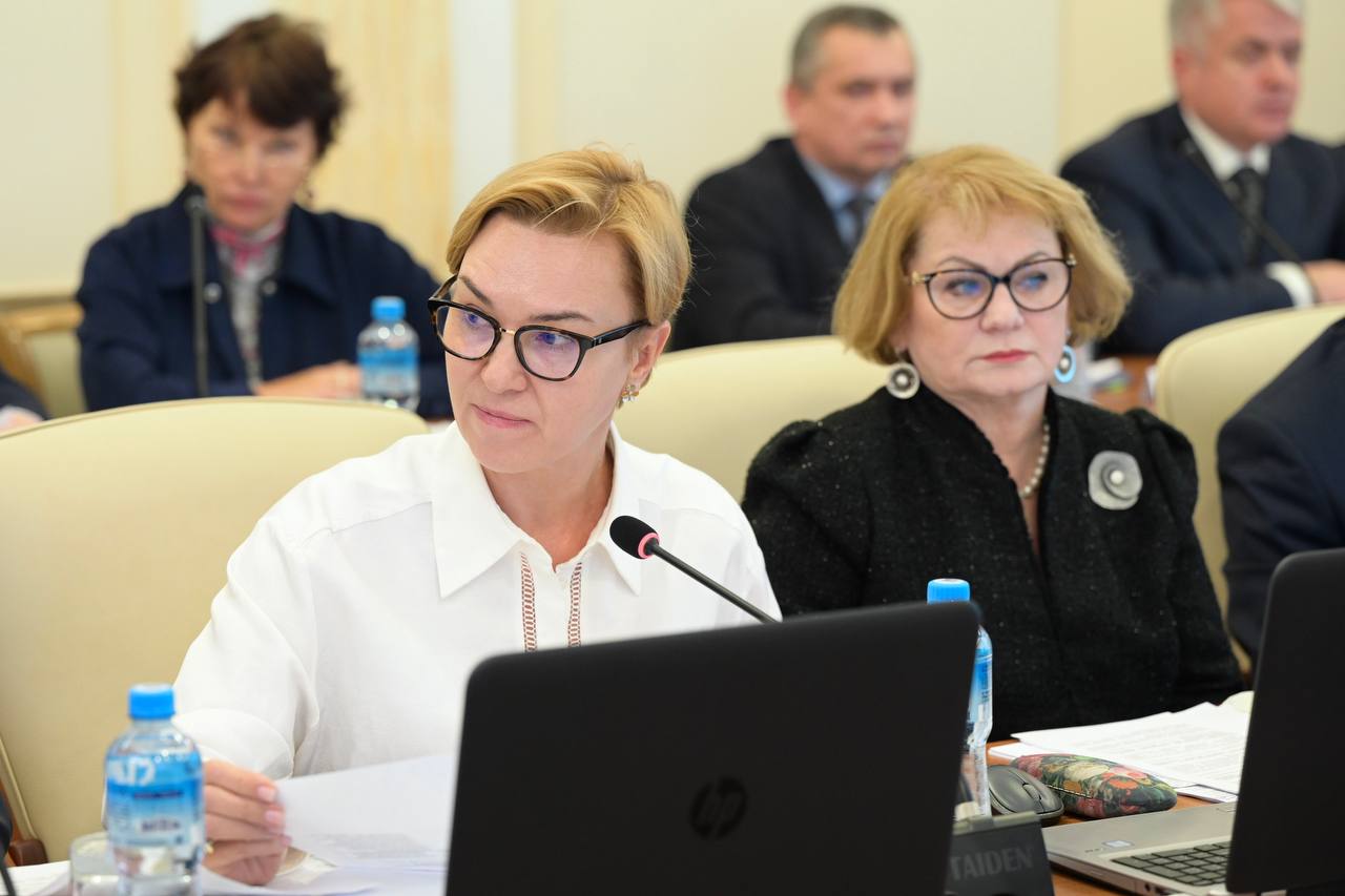 Денис Паслер на заседании правительства Свердловской области принял решения, касающиеся различных категорий свердловчан Денис Паслер на заседании правительства Свердловской области принял решения, касающиеся различных категорий свердловчан