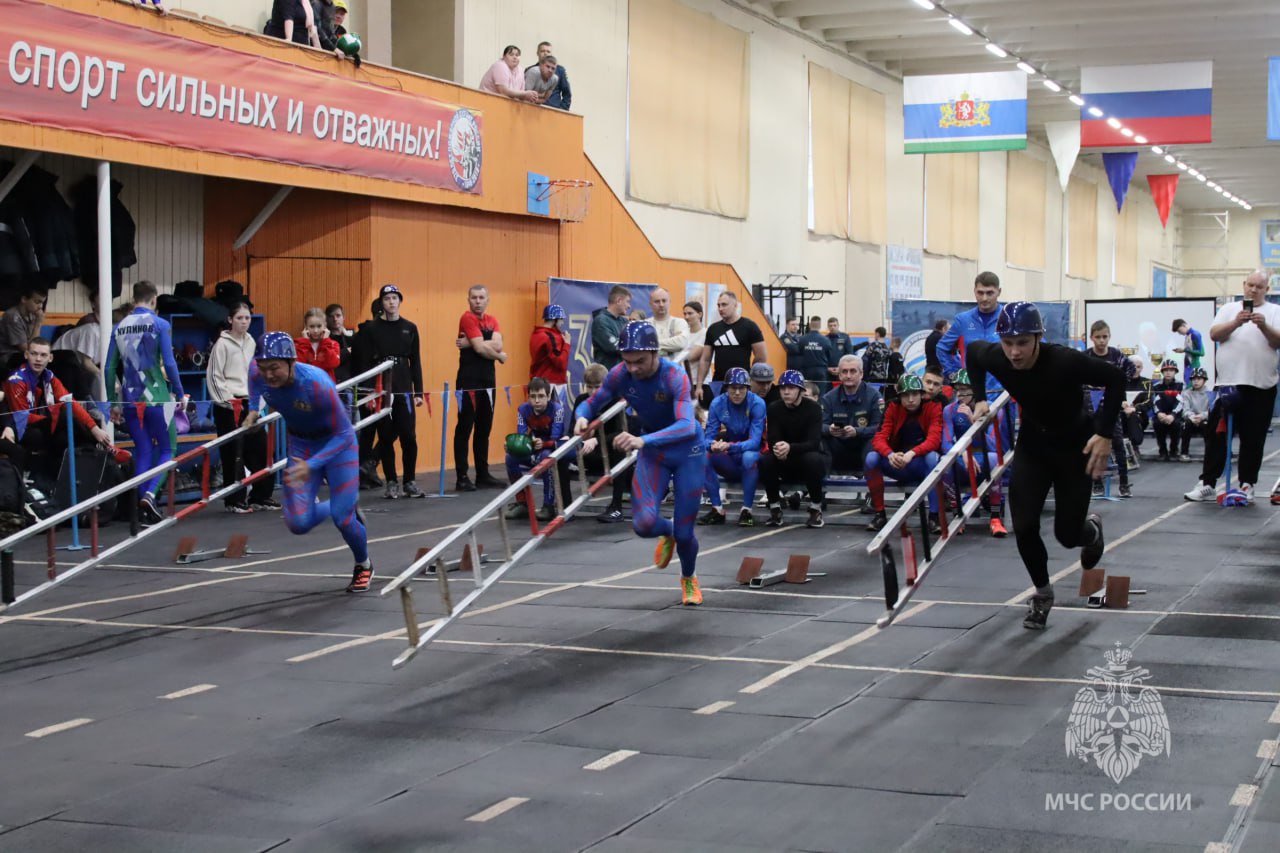 В Столице Среднего Урала завершились захватывающие областные соревнования по пожарно-спасательному спорту, посвященные памяти Бориса Мокроусова – легендарного начальника Управления пожарной охраны Свердловской области В Столице Среднего Урала завершились захватывающие областные соревнования по пожарно-спасательному спорту, посвященные памяти Бориса Мокроусова – легендарного начальника Управления пожарной охраны Свердловской области