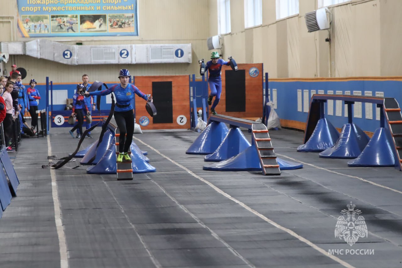 В Столице Среднего Урала завершились захватывающие областные соревнования по пожарно-спасательному спорту, посвященные памяти Бориса Мокроусова – легендарного начальника Управления пожарной охраны Свердловской области В Столице Среднего Урала завершились захватывающие областные соревнования по пожарно-спасательному спорту, посвященные памяти Бориса Мокроусова – легендарного начальника Управления пожарной охраны Свердловской области