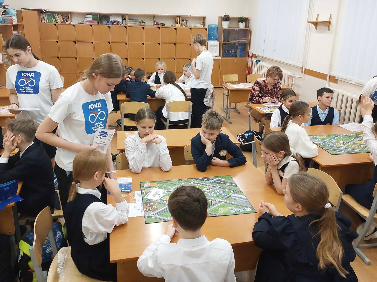 Еженедельные новости ЮИД. 22–28 ноября Эта неделя стала по-настоящему яркой и насыщенной для юных инспекторов движения! Самые активные представители регионов побывали на Всероссийском форуме «Я выбираю ЮИД» Еженедельные новости ЮИД. 22–28 ноября Эта неделя стала по-настоящему яркой и насыщенной для юных инспекторов движения! Самые активные представители регионов побывали на Всероссийском форуме «Я выбираю ЮИД»