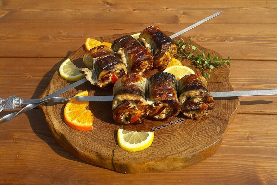 Сочный шашлык из скумбрии с цитрусовым акцентом – идеальное блюдо для настойщих гурманов