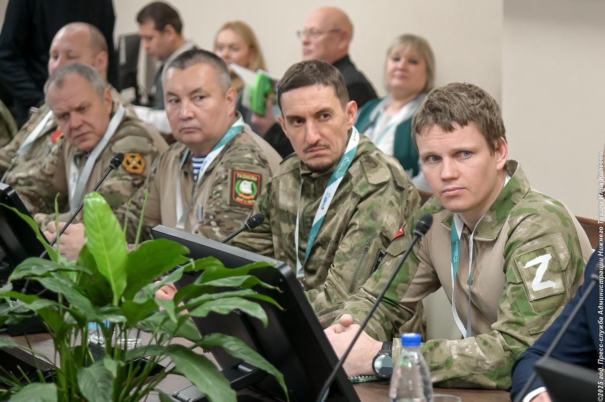 Владислав Пинаев: На форуме «Города России» участвовал в заседании Совета по развитию местного самоуправления, которое провёл полпред Президента РФ в УрФО Артём Жога Владислав Пинаев: На форуме «Города России» участвовал в заседании Совета по развитию местного самоуправления, которое провёл полпред Президента РФ в УрФО Артём Жога