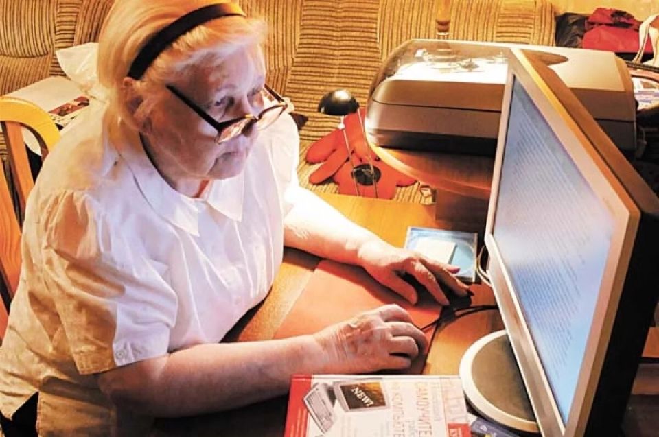 Работа на пенсии: как выжить на скромные выплаты?