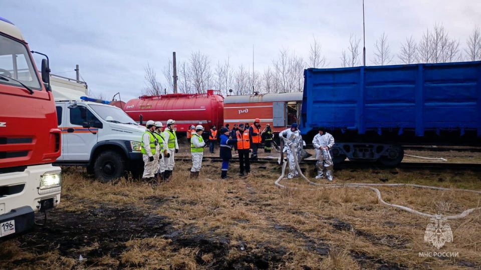 На территории Серовского муниципального округа прошли комплексные совместные учения личного состава 56й пожарно-спасательной части и подразделений ОАО «РЖД»