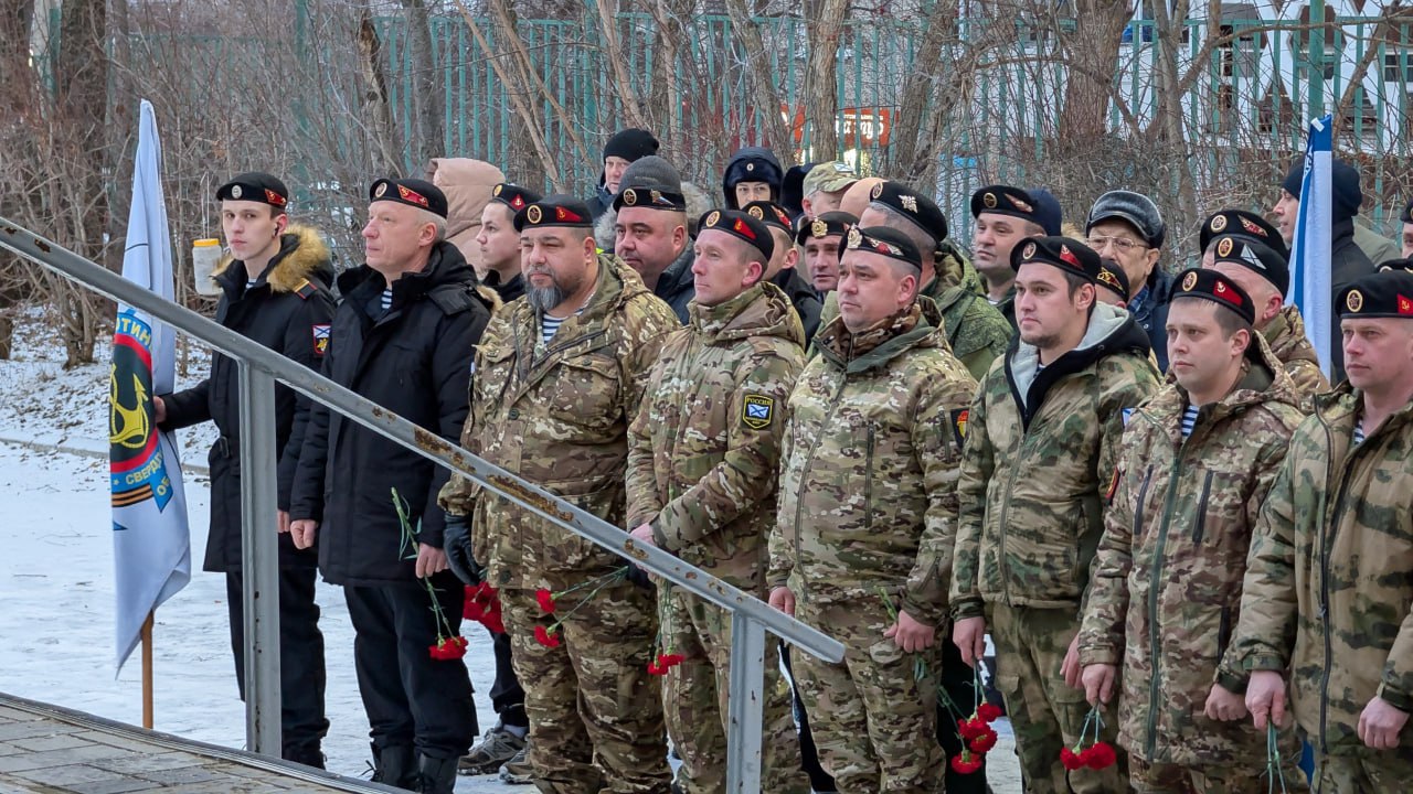 Школе №5 Первоуральска присвоено имя Героя России Ивана Естехина Школе №5 Первоуральска присвоено имя Героя России Ивана Естехина