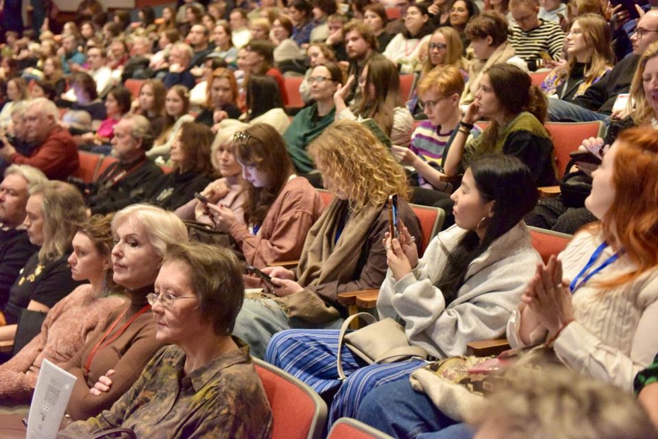 Сегодня в Доме кино стартует Международный фестиваль-практикум киношкол «Кинопроба» Сегодня в Доме кино стартует Международный фестиваль-практикум киношкол «Кинопроба»