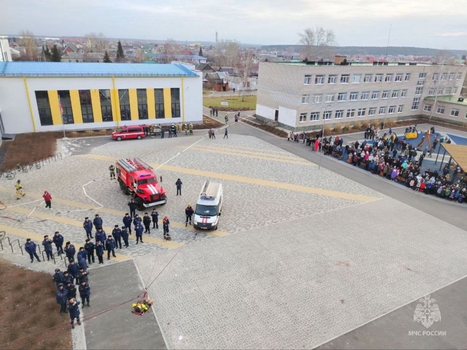 Безопасность детей — наш главный приоритет! Безопасность детей — наш главный приоритет!