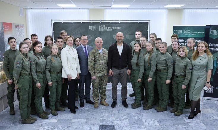 Артём Жога: Три года назад Президент России Владимир Владимирович Путин дал поручение создать сеть учебных центров "ВОИН" Артём Жога: Три года назад Президент России Владимир Владимирович Путин дал поручение создать сеть учебных центров "ВОИН"