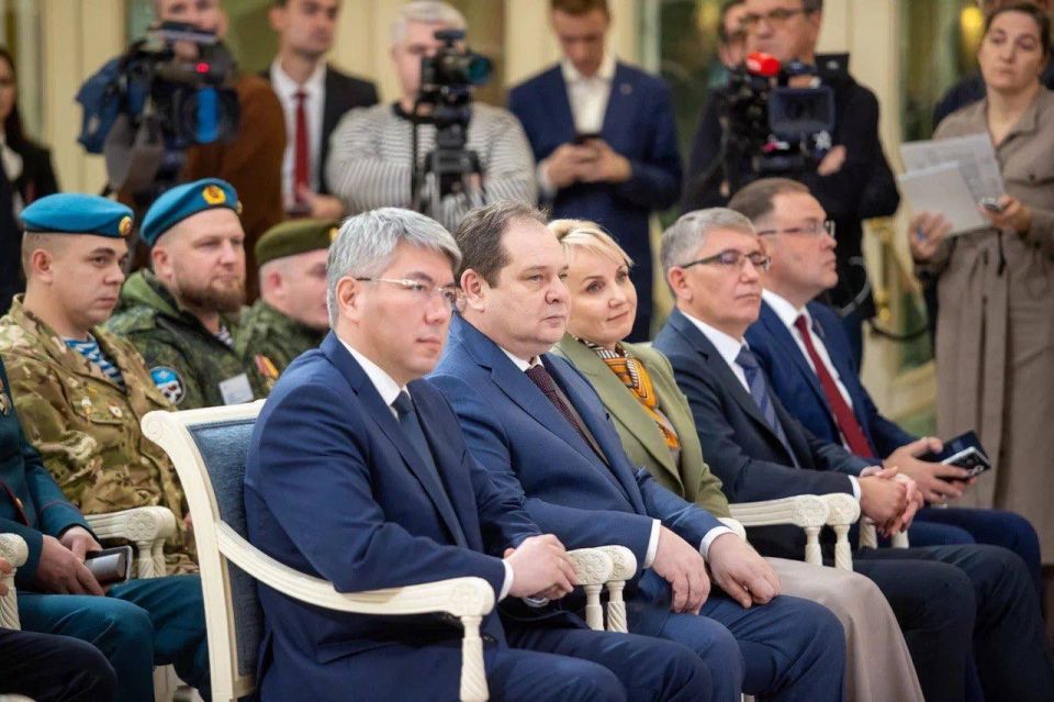 Анна Цивилева: Сегодня Государственный фонд «Защитники Отечества», госкорпорация «Ростех» и семь российских регионов подписали соглашения о сотрудничестве в Совете Федерации Анна Цивилева: Сегодня Государственный фонд «Защитники Отечества», госкорпорация «Ростех» и семь российских регионов подписали соглашения о сотрудничестве в Совете Федерации