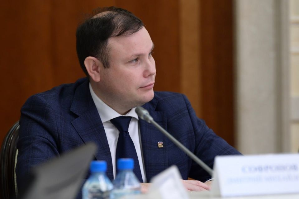 Денис Паслер пожелал удачи первым выпускникам региональной «Школы мэров» Денис Паслер пожелал удачи первым выпускникам региональной «Школы мэров»