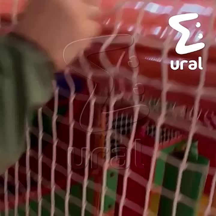 Четырёхлетний мальчик сломал руку в детской комнате ресторана "Мама" в Екатеринбурге