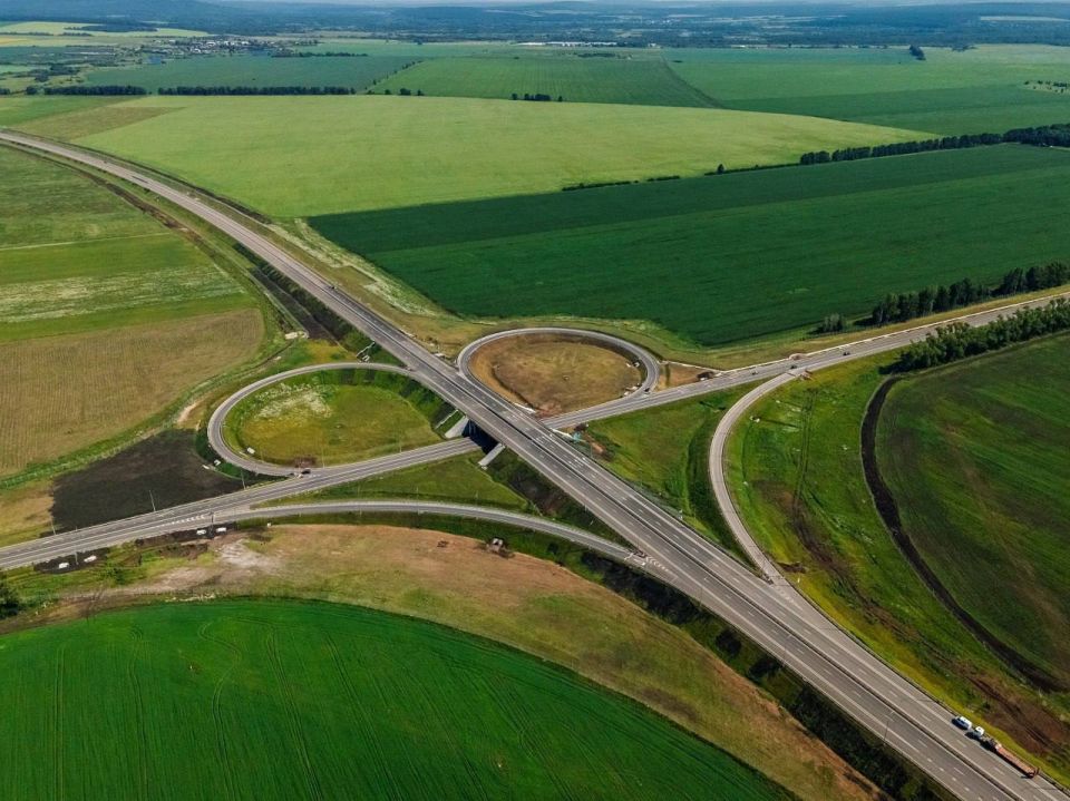 123В Свердловской области в этом сезоне обновлено в полтора раза больше дорог, чем в прошлом